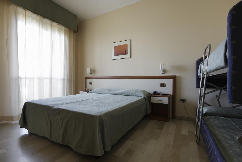 Continental Hotel Fano